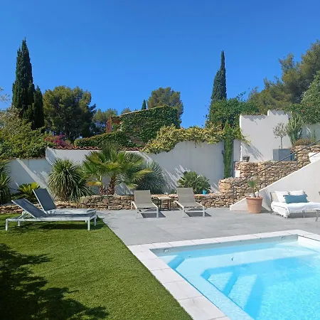 Villa Contemporaine Piscine Chauffee,petanque, Clim